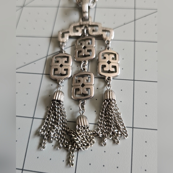 Trifari signed Tassel statement necklace - Picture 10 of 11